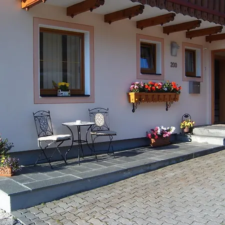 ベッド・アンド・ブレックファスト Felsenheim 3*