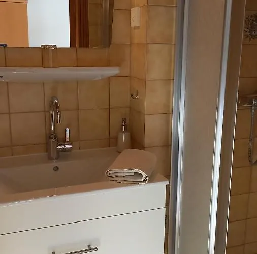 Felsenheim Bed & Breakfast